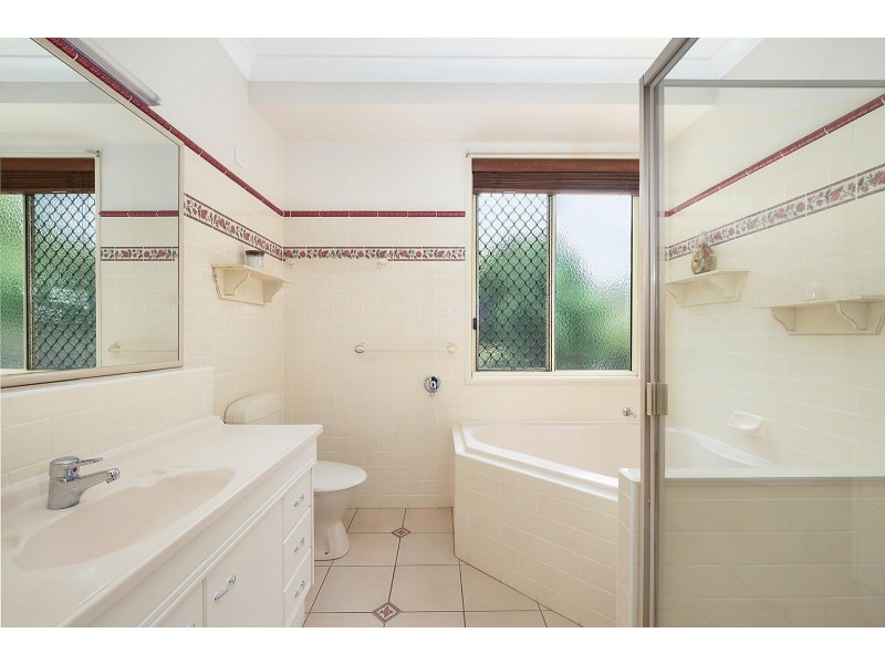 38 Diosma Drive, Highfields QLD 4352