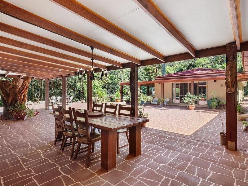 2972 Esk Hampton Road, Ravensbourne QLD 4352