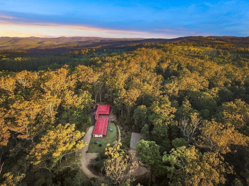 2972 Esk Hampton Road, Ravensbourne QLD 4352