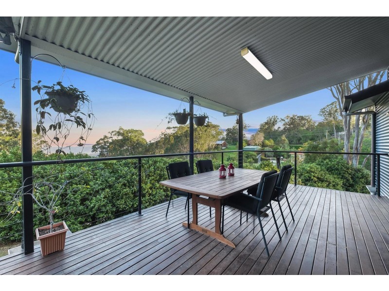 18 Flagstone Creek Road, Middle Ridge QLD 4350