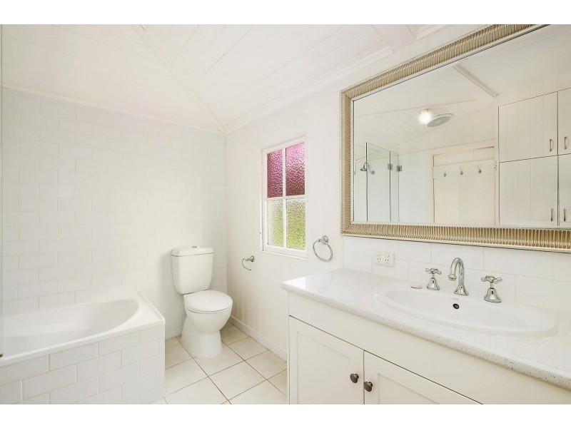 1 Cavell Street, East Toowoomba QLD 4350