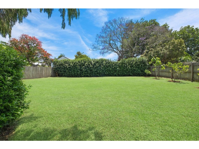 1 Cavell Street, East Toowoomba QLD 4350