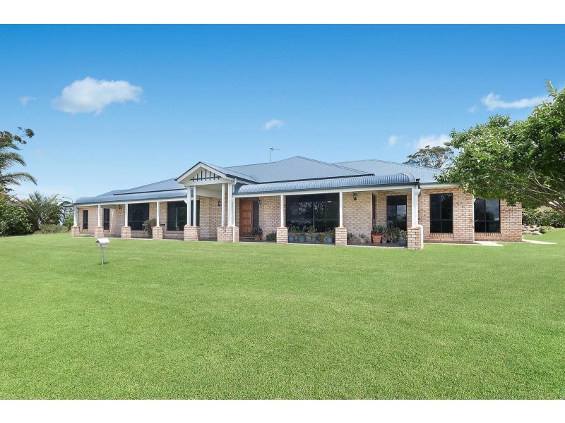 1 Bernard Court, Highfields QLD 4352