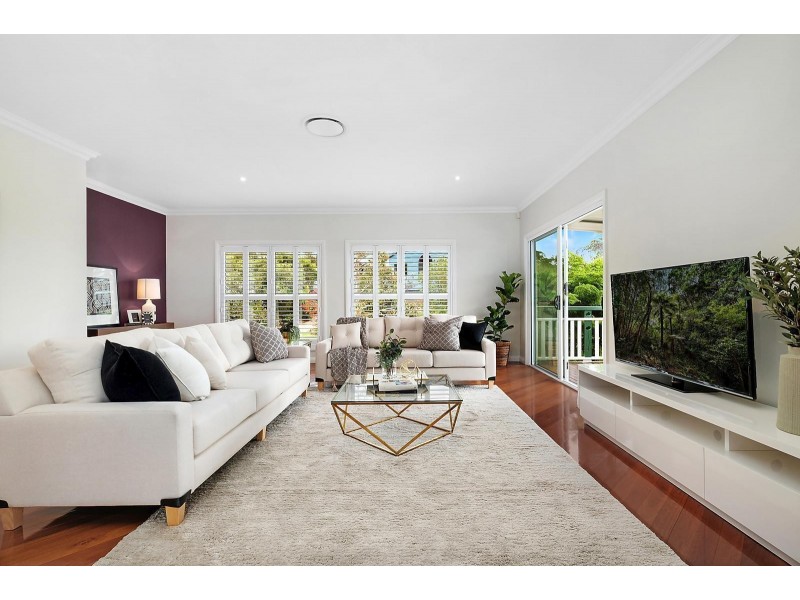 8 Huntingdale Court, Mount Lofty QLD 4350