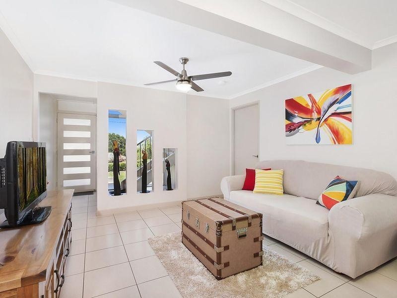 5 Owen Street, Mount Lofty QLD 4350