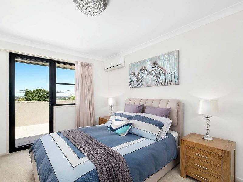 5 Owen Street, Mount Lofty QLD 4350