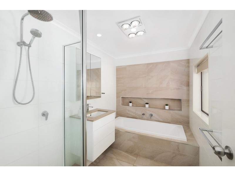 273 Mackenzie Street, Centenary Heights QLD 4350