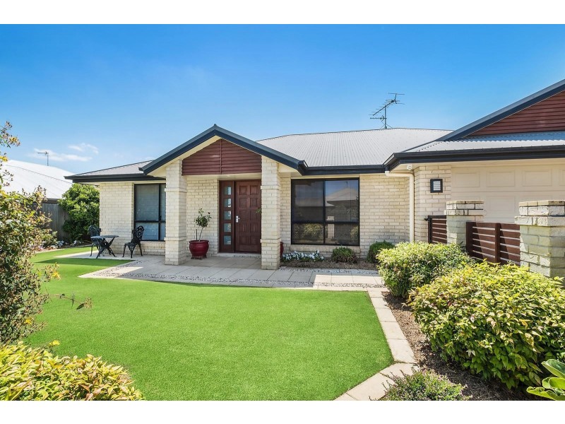 8 Kestrel Court, Rangeville QLD 4350