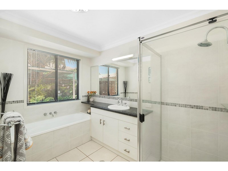 8 Kestrel Court, Rangeville QLD 4350