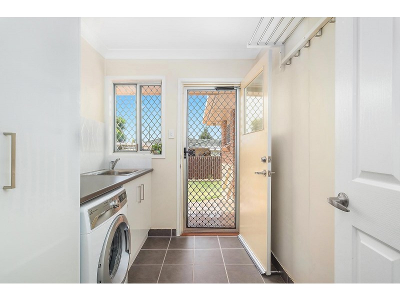 31 Merino Street, Harristown QLD 4350