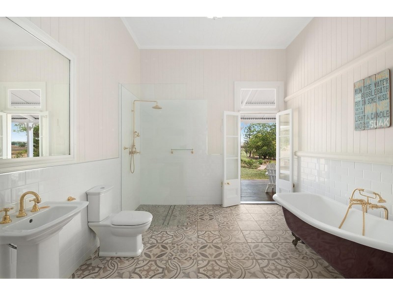 1374 Felton-Clifton Road, Nobby QLD 4360