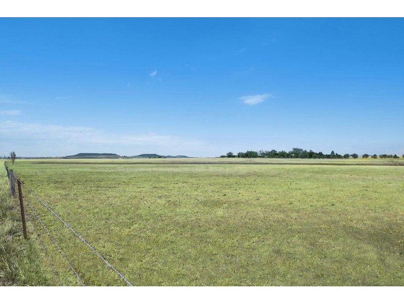 1374 Felton-Clifton Road, Nobby QLD 4360