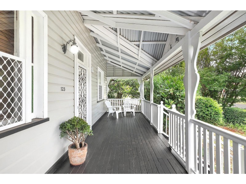 123 Bridge Street, North Toowoomba QLD 4350