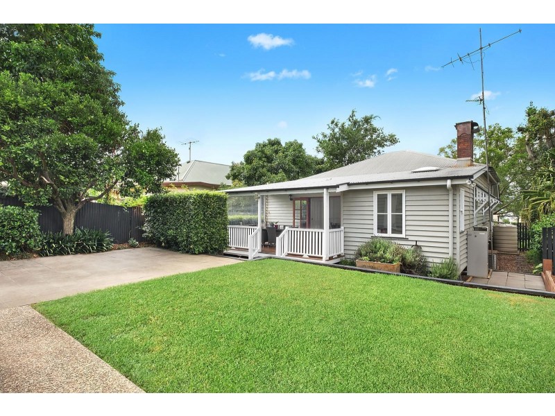 123 Bridge Street, North Toowoomba QLD 4350