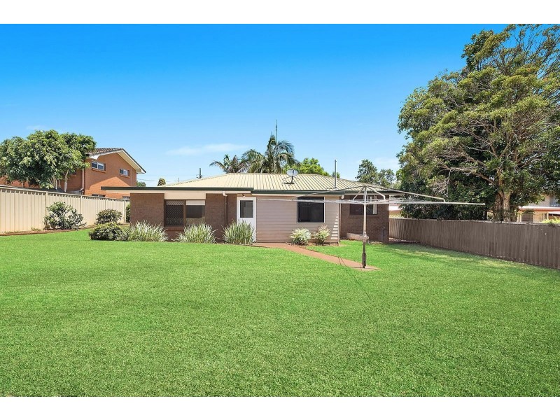 15 Marcia Street, Rangeville QLD 4350