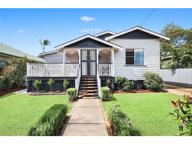 2A Jenkins Street, Newtown QLD 4350