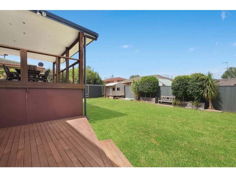 6 Raelyn Street, Centenary Heights QLD 4350