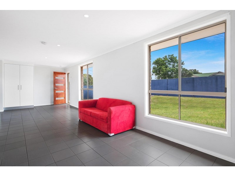 7 Russell Court, Wyreema QLD 4352