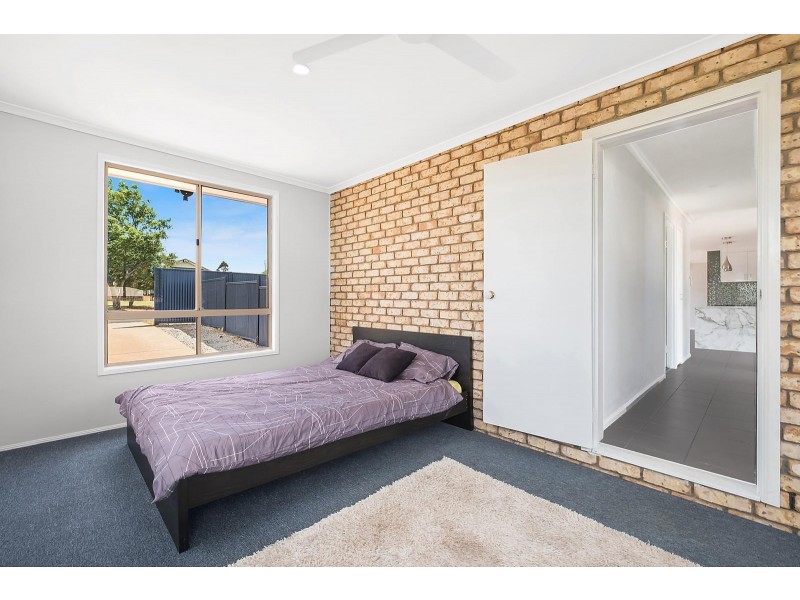 7 Russell Court, Wyreema QLD 4352