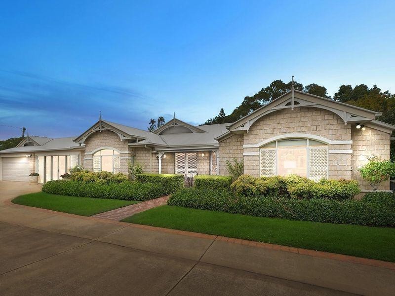 336 Hursley Road, Glenvale QLD 4350