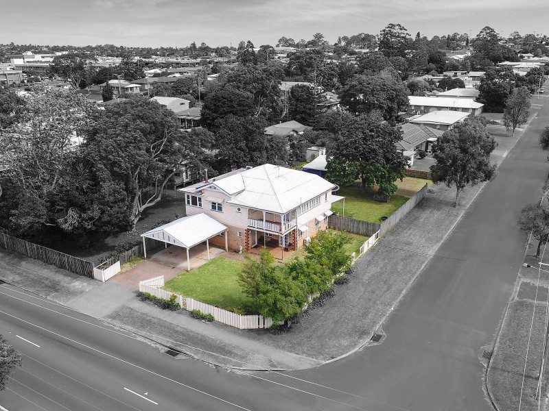27 Holberton Street, Rockville QLD 4350