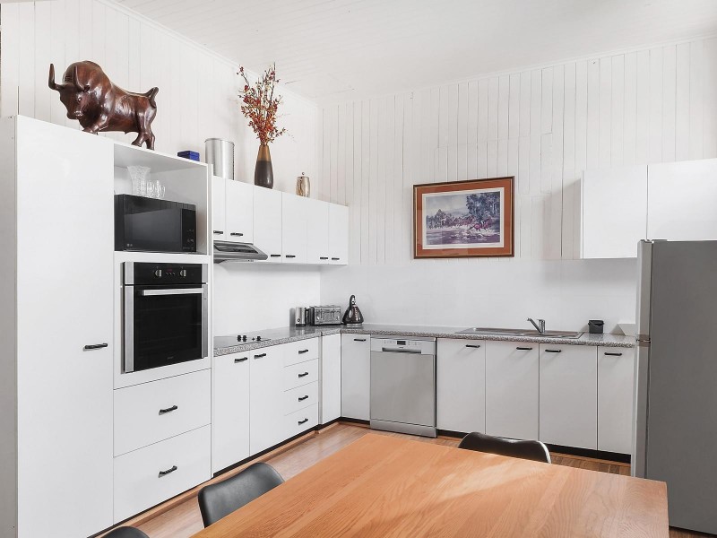 2 Burstow Street, East Toowoomba QLD 4350