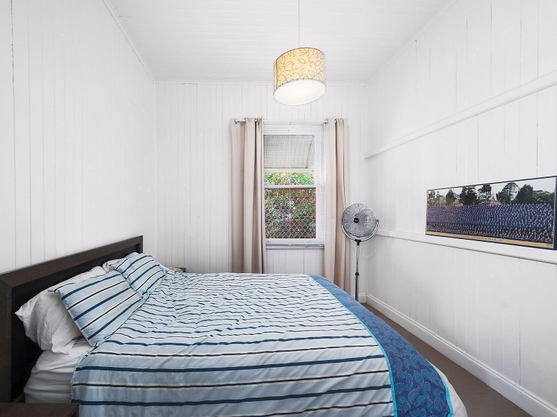 2 Burstow Street, East Toowoomba QLD 4350