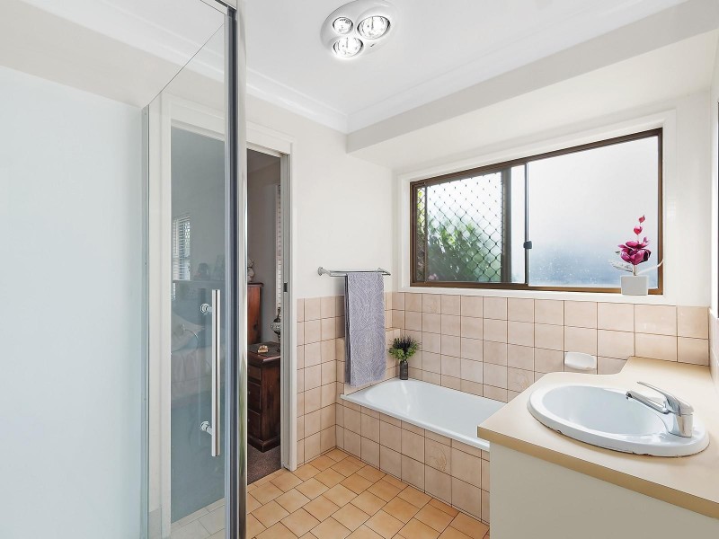 7 Barooga Court, Wilsonton Heights QLD 4350