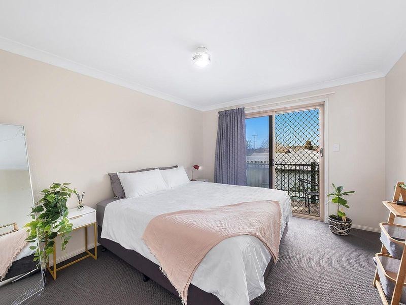 2/436 Alderley Street, Harristown QLD 4350