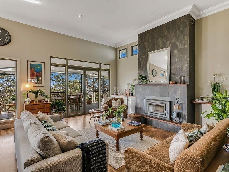 3 Rosewall Court, Mount Kynoch QLD 4350