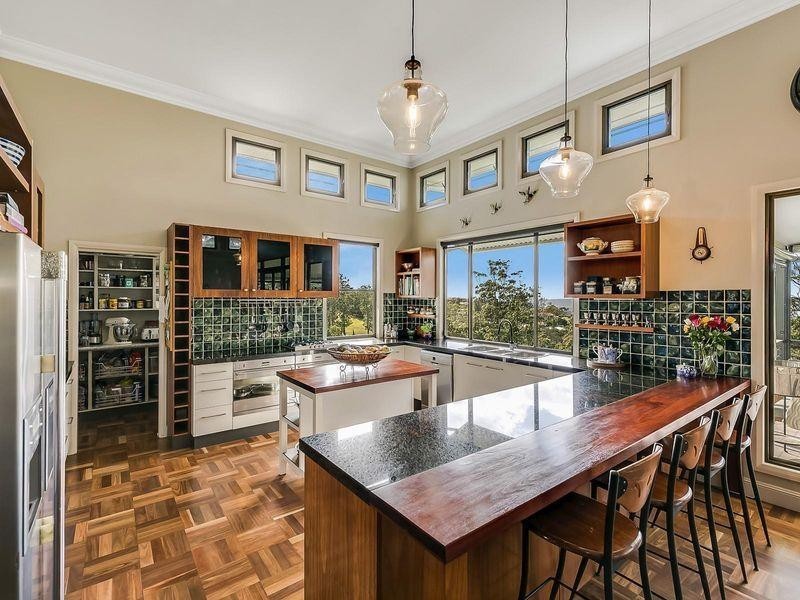 3 Rosewall Court, Mount Kynoch QLD 4350