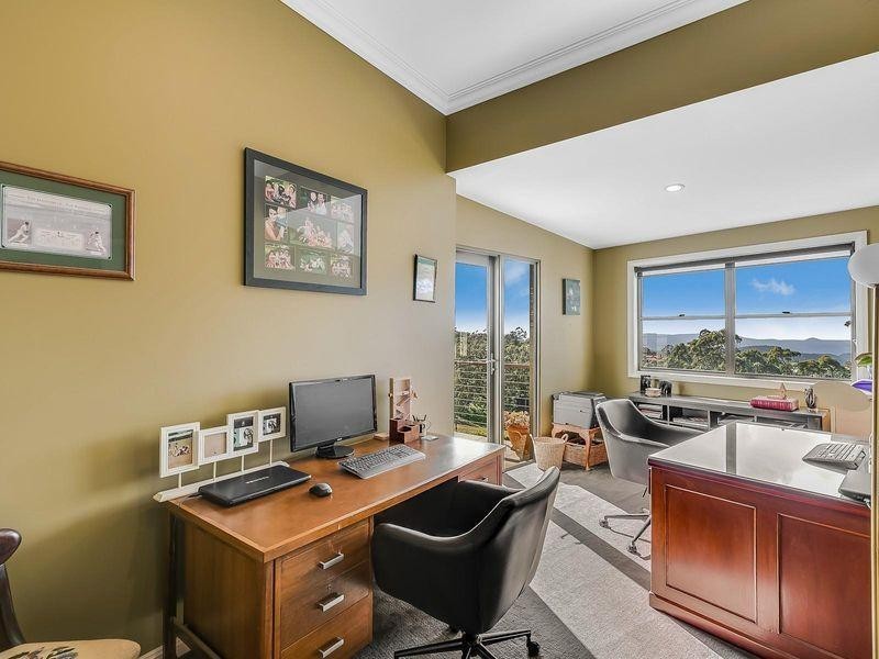 3 Rosewall Court, Mount Kynoch QLD 4350