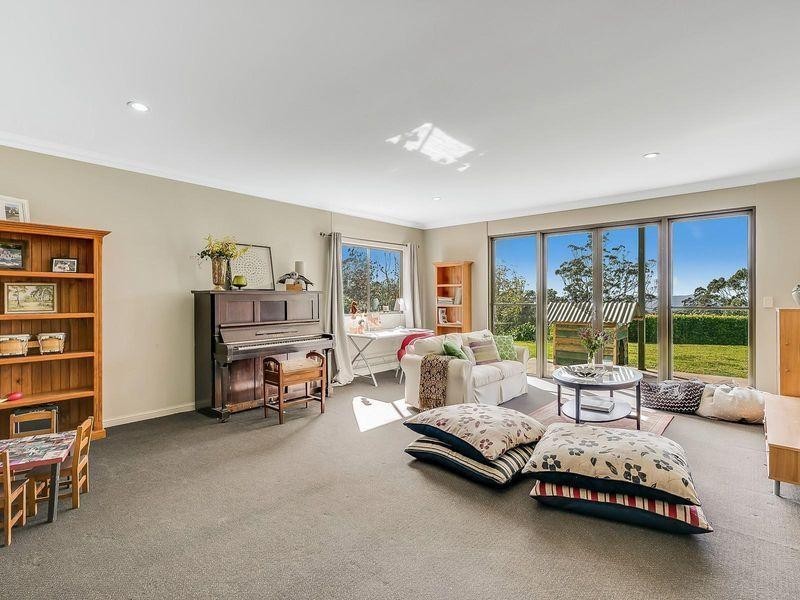 3 Rosewall Court, Mount Kynoch QLD 4350