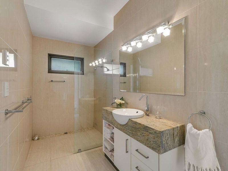 3 Rosewall Court, Mount Kynoch QLD 4350