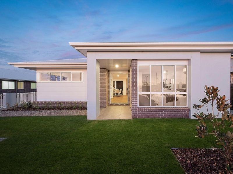 312 Hume Street, Centenary Heights QLD 4350