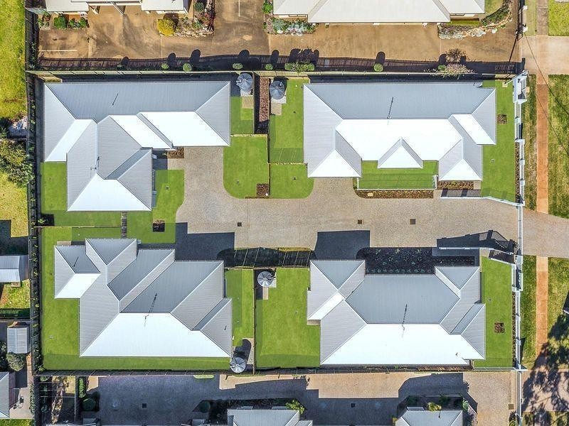 312 Hume Street, Centenary Heights QLD 4350