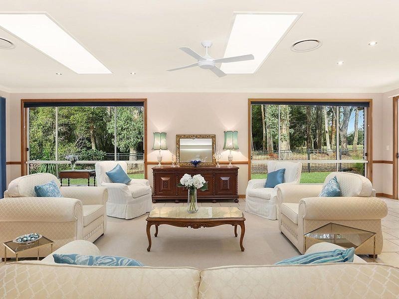 1 Montclair Close, Middle Ridge QLD 4350