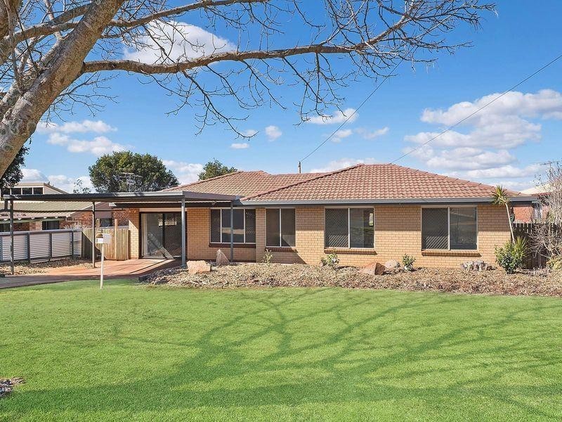8 Rutkin Street, Kearneys Spring QLD 4350