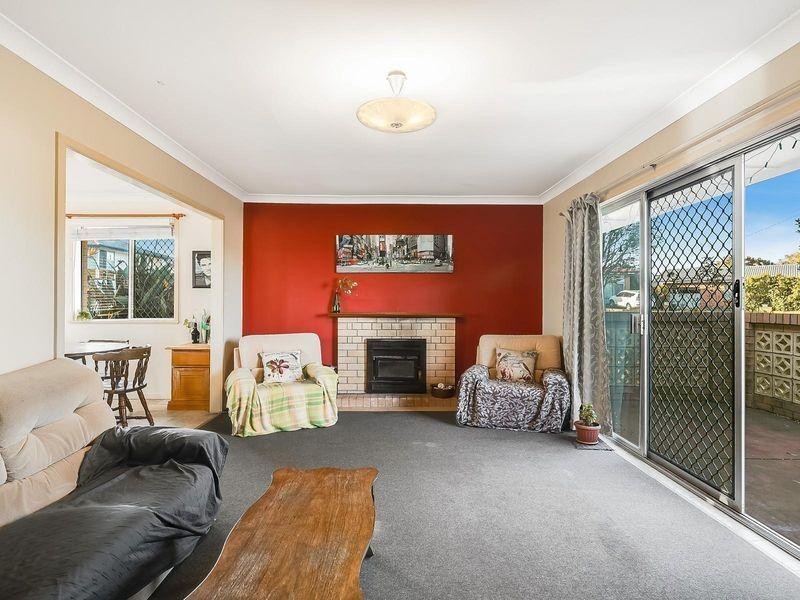 1 Berghofer Street, Rockville QLD 4350