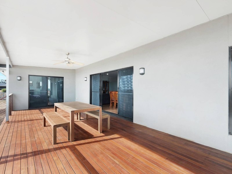 43 Hilltop Drive, Gowrie Junction QLD 4352