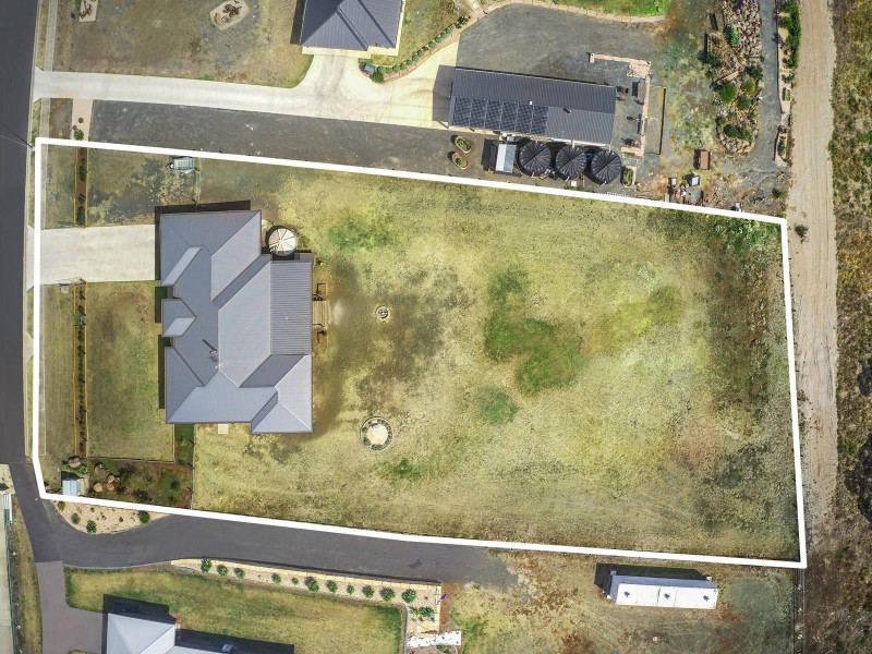 43 Hilltop Drive, Gowrie Junction QLD 4352