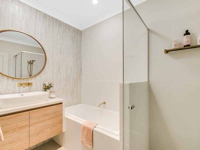 2/7 Hartman Street, Rangeville QLD 4350