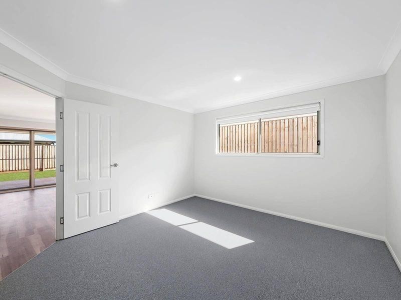 117 Cronin Road, Highfields QLD 4352