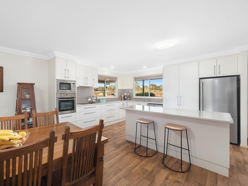 26 Railway Street, Cambooya QLD 4358