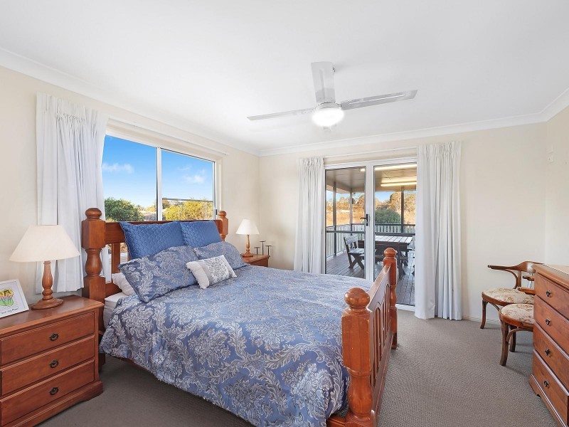 26 Railway Street, Cambooya QLD 4358