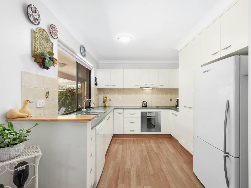 13/8 Highfields Road, Highfields QLD 4352