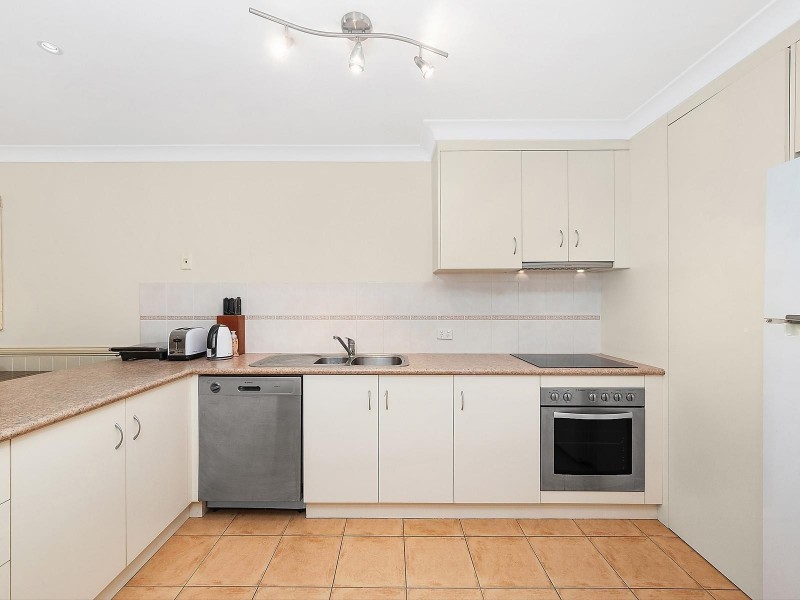 2/63 Boshammer Street, Rangeville QLD 4350