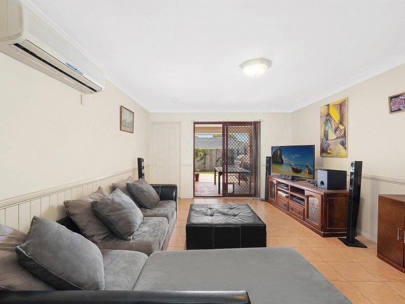 2/63 Boshammer Street, Rangeville QLD 4350