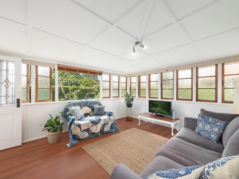 194 Campbell Street, Newtown QLD 4350