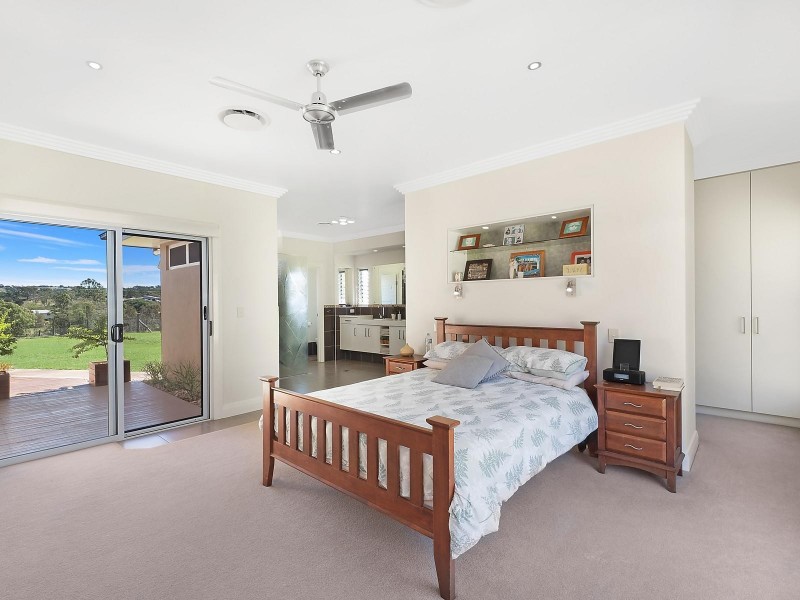 8 Claudia Court, Top Camp QLD 4350